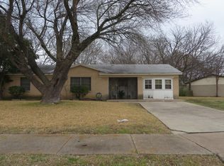 6214 Rhapsody Ln, Dallas, TX 75241