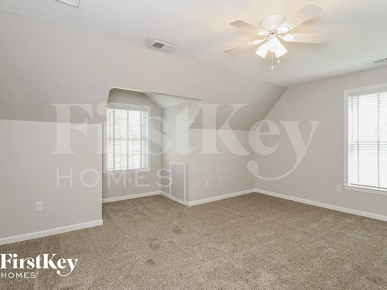 20 Evergreen Dr — Photo 11