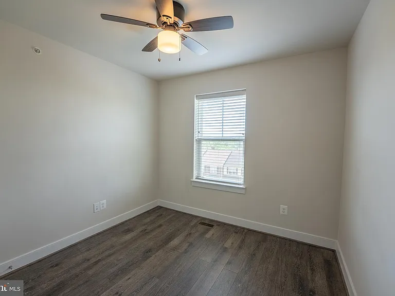 6069 Dreher Ct — Photo 12