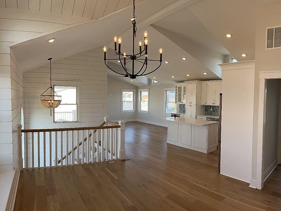3rd image of 6513 Landis Ave N #Sea