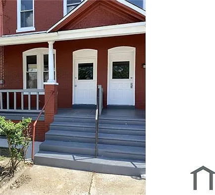 3 bed, 1358 sqft, $2,410 — Photo 3