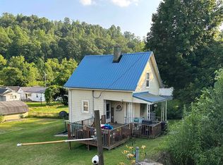 211 Main St, Rivesville, WV 26588
