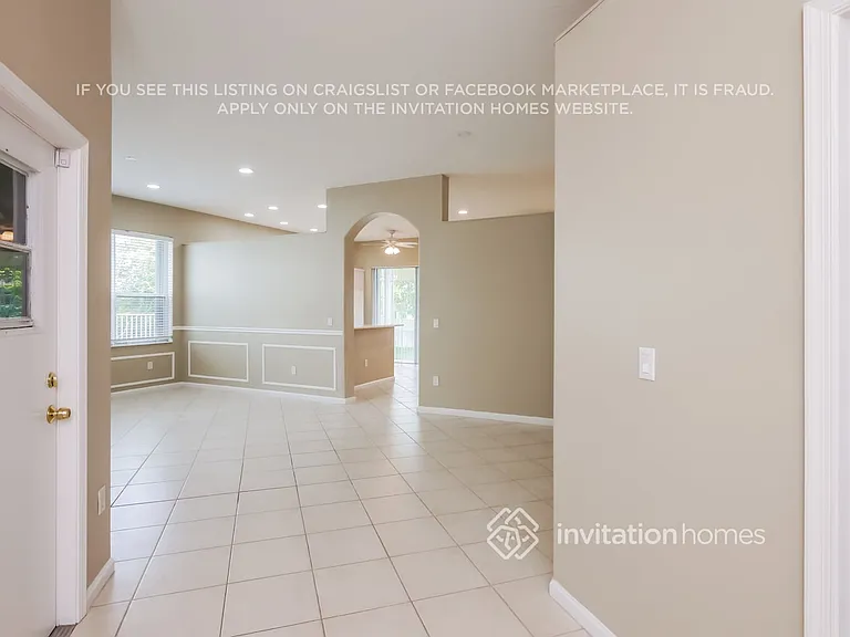 5213 SW 158th Ave — Photo 3