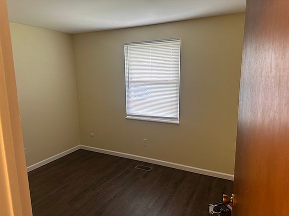 3rd image of 6945 Alter Rd