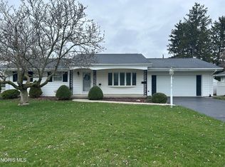 1642 Cherry Ln, Findlay, OH 45840