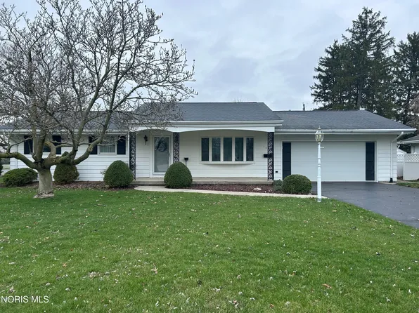 1642 Cherry Ln, Findlay, OH 45840