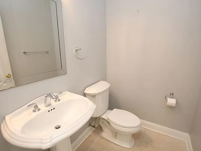 3 Good Hope Ct — Photo 15
