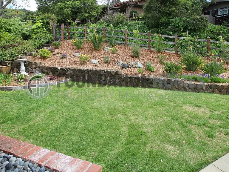17 Portola Ave — Photo 25