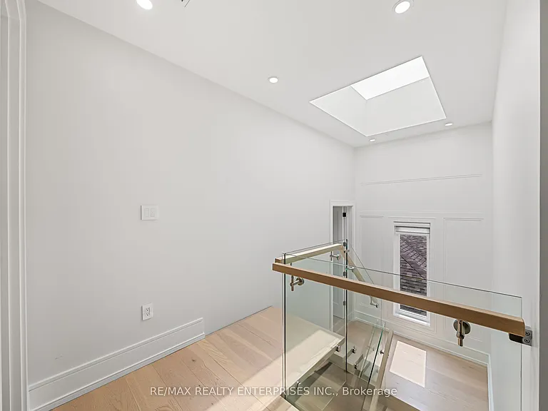 1362 Kenmuir Ave — Photo 24