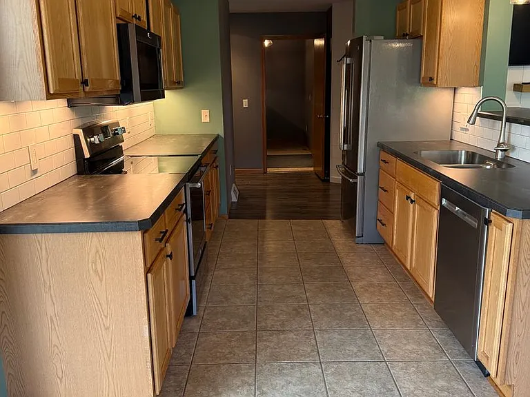 3013 Valley St #3015 — Photo 7