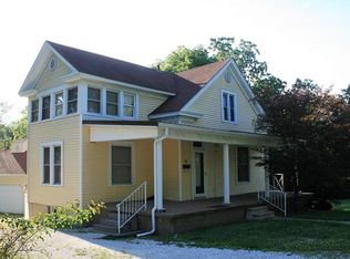16 N Penn St, Bowling Green, MO 63334