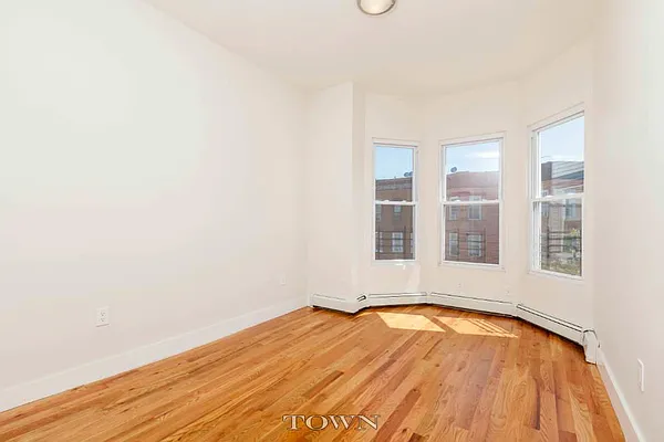 Rented by Town Residential | media 17