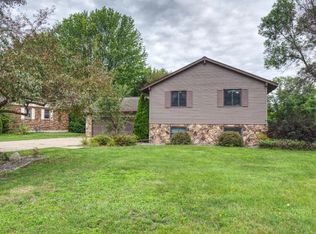 919 Oak St, Mondovi, WI 54755