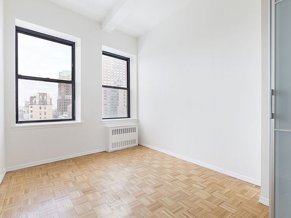 2nd image of 130 Clinton St #11A