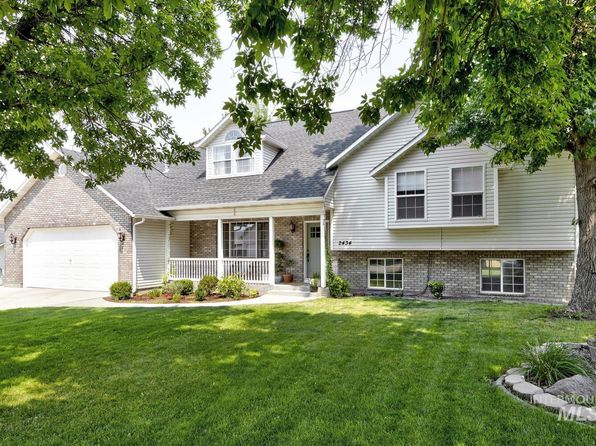 2434 Sundown St, Emmett, ID 83617