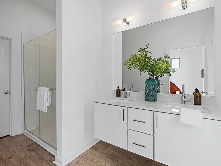 3079 Edwin Cir — Photo 22