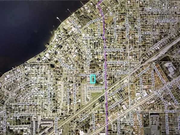 McCormick St, Fort Myers, FL 33905