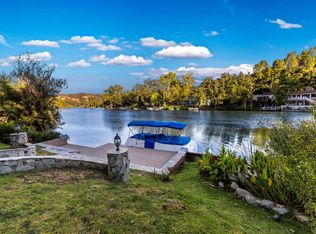 2230 Triunfo Pl, Agoura, CA 91301
