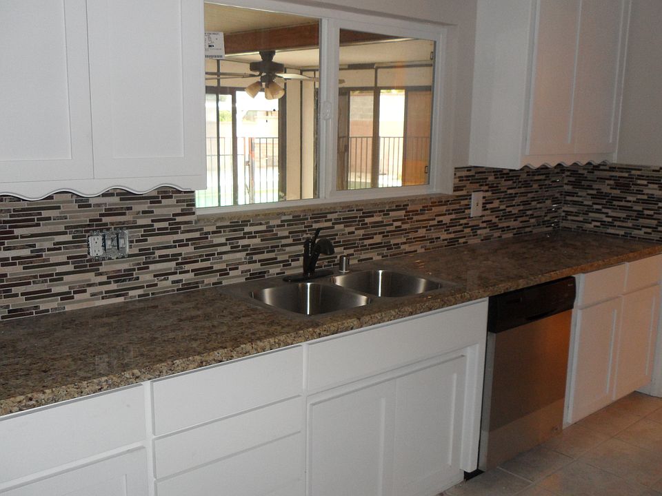 2nd image of 2523 Wilkie Dr