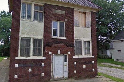 1st image of 9318 Lowell Ave