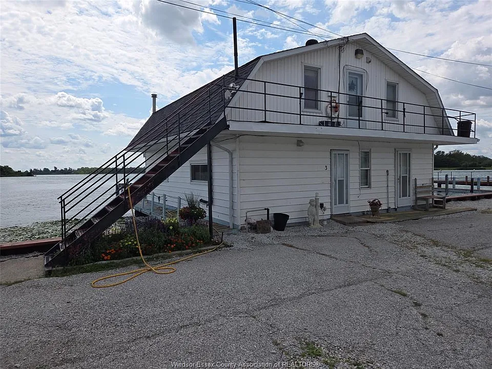 4 Wahneta Ave #LOWER