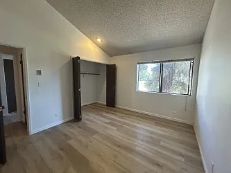 570 Peach St #11 — Photo 7