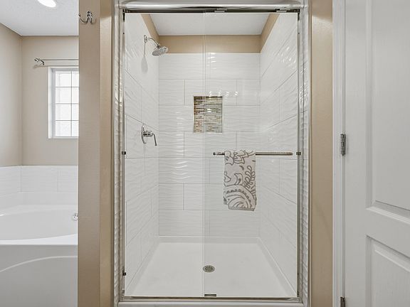 5th image of 2037 Catline Cir