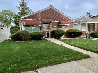 12535 S Laflin St, Calumet Park, IL