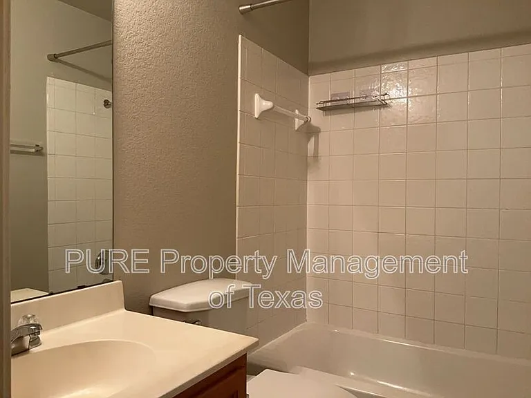 603 Boca Chica Dr — Photo 36