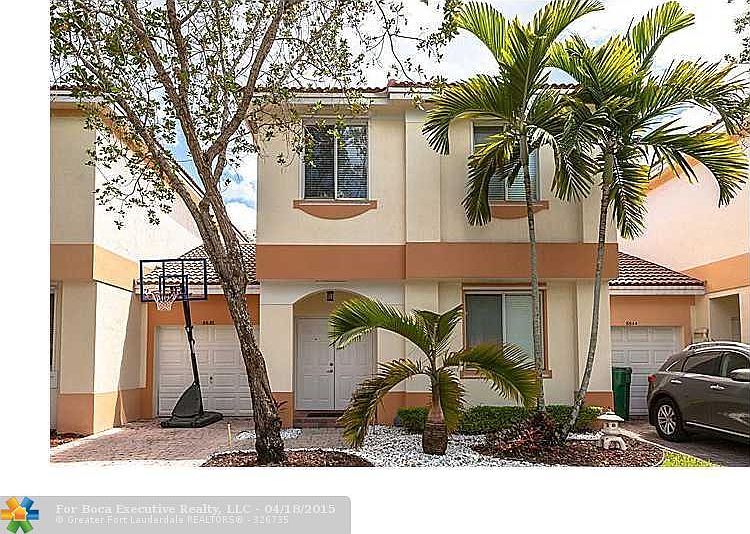 Home For Sale In Hidden Cove