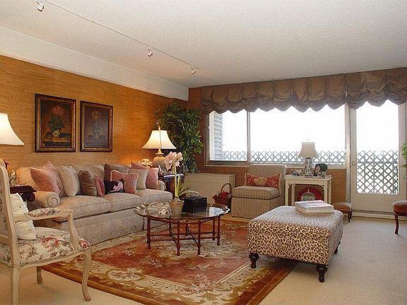 2nd image of 3883 Turtle Creek Blvd APT 918