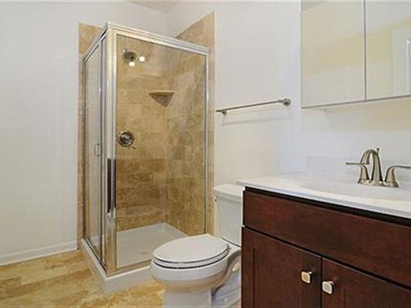 4th image of 22 Ash St #2