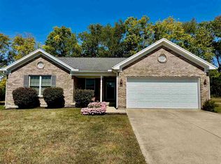 210 Sunset Ave, Centerville, IN 47330