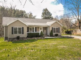 521 Glade Creek Rd, Pisgah Forest, NC 28768