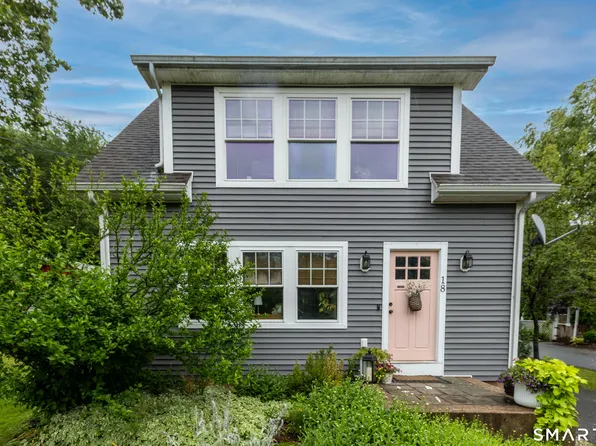 18 Hicksville Road, Cromwell, CT 06416