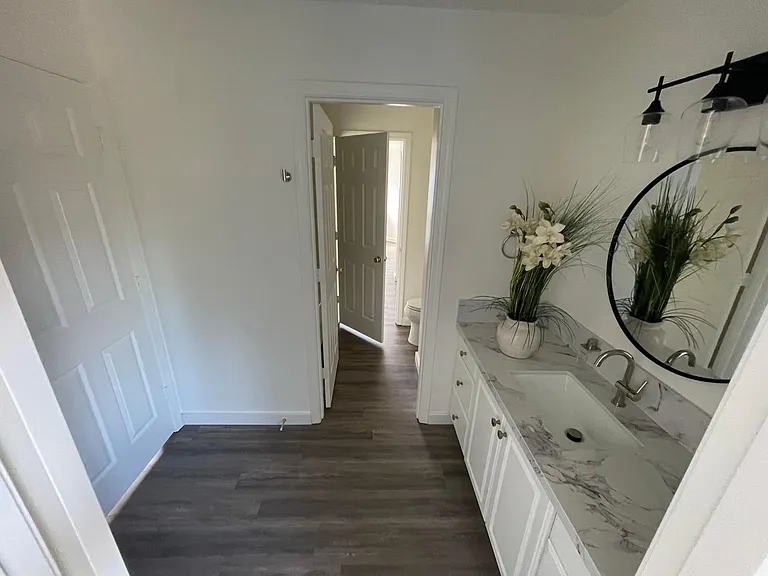 Guest bathroom #2