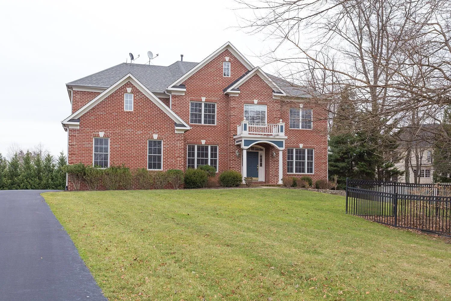 1607 Chathams Ford Pl — Photo 4