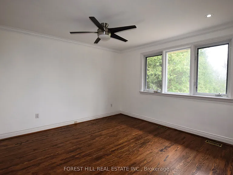 221 Park Home Ave — Photo 6