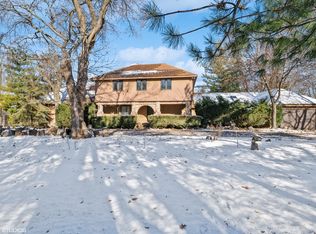 15966 W Port Clinton Rd, Prairie View, IL 60069