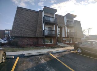 10500 Brooks Ln APT B4, Chicago Ridge, IL 60415