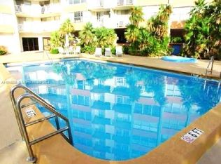 1300 NE Miami Gardens Dr APT 217E, Miami, FL 33179