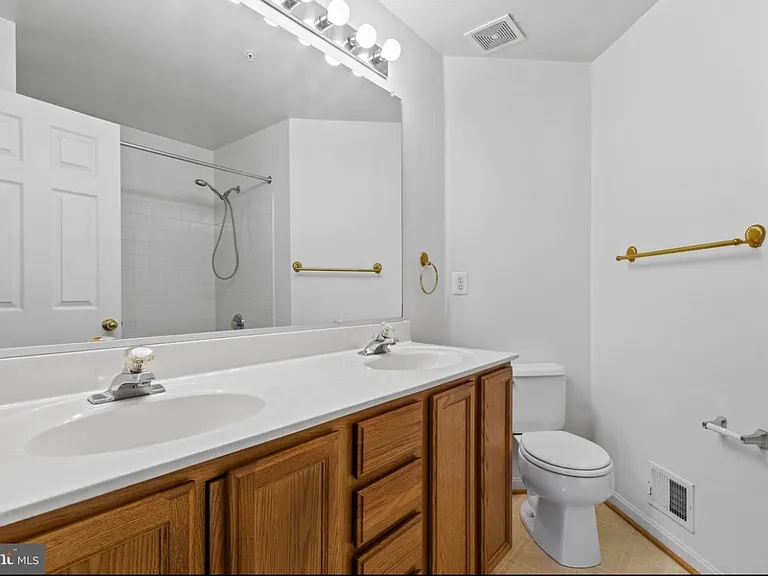 3508 Clay Creek Ct — Photo 27