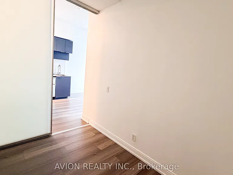 181 Dundas St E #2501 — Photo 9