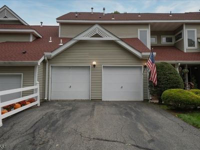 26 Red Oak Ter, Oak Ridge, NJ, 07438