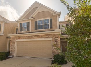3861 Lionheart Dr, Jacksonville, FL 32216