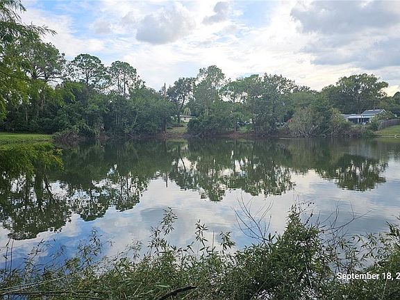 3rd image of 691 PIEDMONT DRIVE