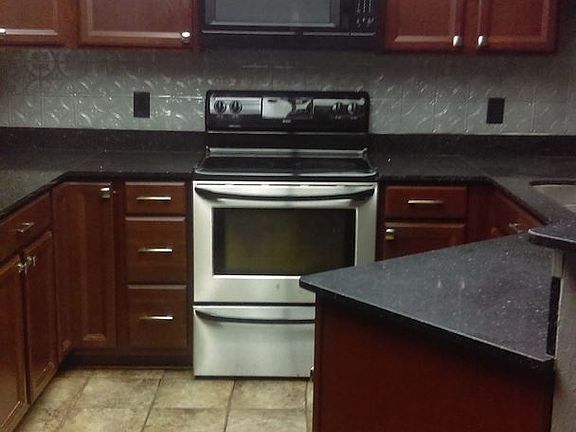 2nd image of 2903 Wilder Park Dr