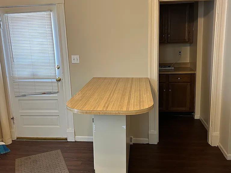 421 Brown Ave #1 — Photo 3