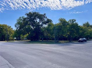 902 S Waverly Dr, Dallas, TX 75208