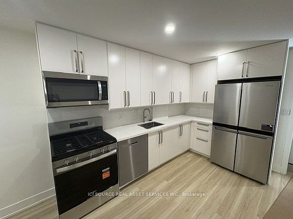2nd image of 150 Brunswick Ave #4
